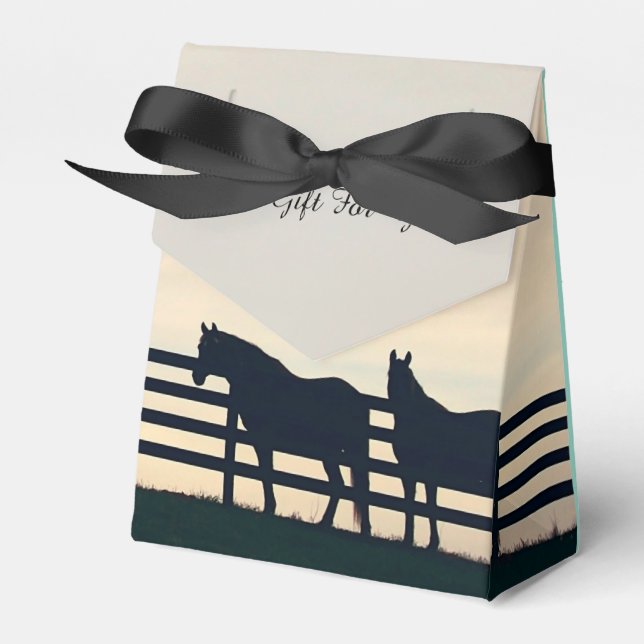 Caixinha De Lembrancinhas Cavalos Equestres na Cerca da Pastura (Frente)