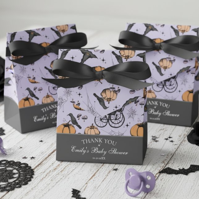 Caixinha De Lembrancinhas Chá de fraldas De Carruagem Laranja Gótica - Obrig (Gothic Halloween Baby Shower Favor Boxes. Purple Spooky Pattern-Carriage, Pumpkin, Raven, Witch Hat)