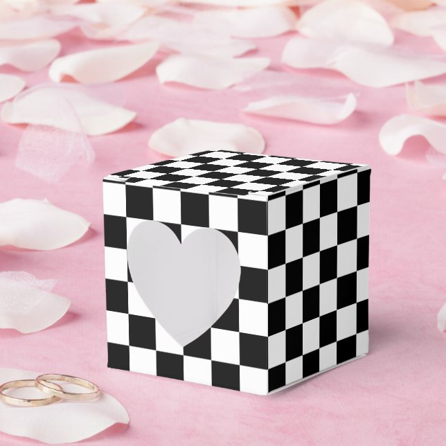 Caixinha De Lembrancinhas Classic Black with White Square Pattern Heart (Casamento)