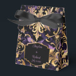 Caixinha De Lembrancinhas Colorido,Extravagante,Roxo e Dourado<br><div class="desc">Colorido, design extravagante, roxo e dourado. Os ricos tons roxos e dourados adicionam um toque de luxo à sua cozinha,  e os padrões e detalhes intrincados tornam isso verdadeiramente atraente.</div>