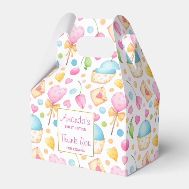 Caixinha De Lembrancinhas Corações e Cupcakes Padrão de Aquarela Aniversário (Frente)