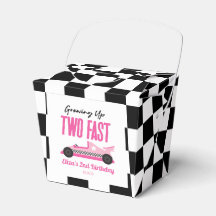 Duas Festas de segundo aniversário de Carro Raça R