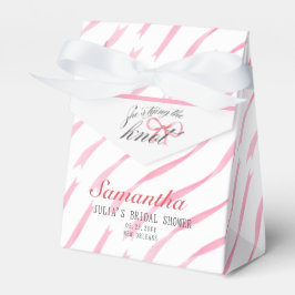 Caixinha De Lembrancinhas Ela Está Dando o Nó Laço Coquete Chá de Noiva