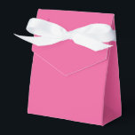 Caixinha De Lembrancinhas Elegante Chic Simples Cor-de-Rosa Moderno<br><div class="desc">As Caixas de Favor Simples,  Rosa Sólido Moderno apresentam um rosa sólido moderno. Perfeito para Dia de os namorados,  Dia da Mulher,  Dia de as mães,  festas de aniversário,  aniversário,  casamentos,  chás de fraldas e muito mais. Criado pelo Evco Studio www.zazzle.com/store/evcostudio</div>