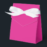 Caixinha De Lembrancinhas Elegante Chic Simples Cor-de-Rosa Moderno<br><div class="desc">As Caixas de Favor Simples,  Rosa Sólido Moderno apresentam um rosa sólido moderno. Perfeito para Dia de os namorados,  Dia da Mulher,  Dia de as mães,  festas de aniversário,  aniversário,  casamentos,  chás de fraldas e muito mais. Criado pelo Evco Studio www.zazzle.com/store/evcostudio</div>