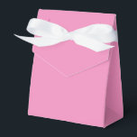 Caixinha De Lembrancinhas Elegante Chic Simples Cor-de-Rosa Moderno<br><div class="desc">As Caixas de Favor Simples,  Rosa Sólido Moderno apresentam um rosa sólido moderno. Perfeito para Dia de os namorados,  Dia da Mulher,  Dia de as mães,  festas de aniversário,  aniversário,  casamentos,  chás de fraldas e muito mais. Criado pelo Evco Studio www.zazzle.com/store/evcostudio</div>