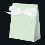 Caixinha De Lembrancinhas Elegante Chic Simples Verde Sólido Moderno<br><div class="desc">As Caixas de Favor Elegante Simples e Verde do Sage Moderno e Sólido apresentam um verde moderno e sólido de sábio. Perfeito para Dia de os namorados,  Dia da Mulher,  Dia de as mães,  festas de aniversário,  aniversário,  casamentos,  chás de fraldas e muito mais. Criado pelo Evco Studio www.zazzle.com/store/evcostudio</div>