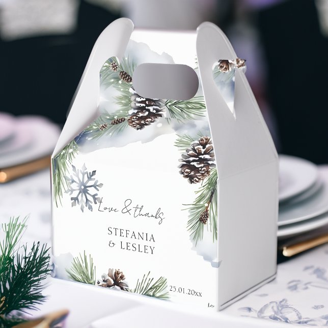 Caixinha De Lembrancinhas favores de casamentos no inverno personalizados (Winter wedding favors personalized favor box simple pines and pinecones muted colors favor box)