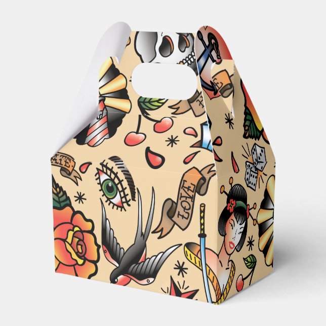 Caixinha De Lembrancinhas Festa com roupa e amantes da tatuagem (Frente)