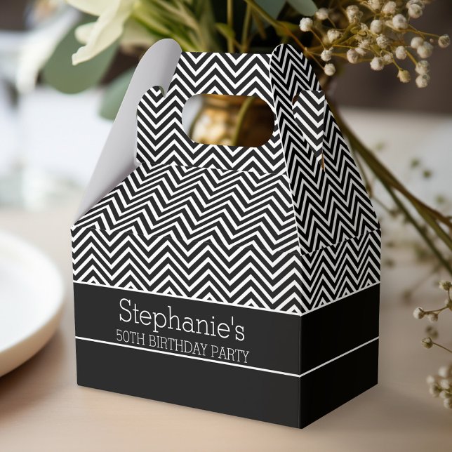 Caixinha De Lembrancinhas Festa de aniversário de Chevrons Pretos e Brancos (Personalized favor box - birthday party - black and white)
