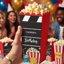 Festa de Aniversário de Noite de Cinema para Menin