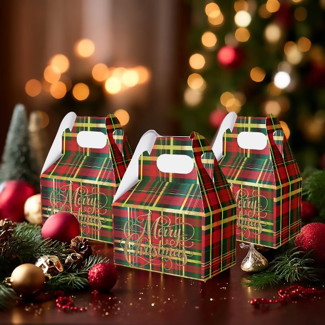 Caixinha De Lembrancinhas Festive Tartan Red and Green 'Merry Christmas' (Elegant Classic Tartan Christmas Red and Green Favor Boxes )