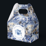 Caixinha De Lembrancinhas Floral Vintage Blue Chinoiserie Windmill<br><div class="desc">Caixa de Favor de Aniversário do Windmill | Embalagem de Partido Elegante. Esta caixa de adoração azul-vintage da Chinoiserie Windmill holandesa é inspirada pelo decor azul de Delft floral e moinho de vento. Apresentando intrincados arranjos florais e paisagens azuis serenas com moinhos de vento, lagos e rios, esta caixa é...</div>