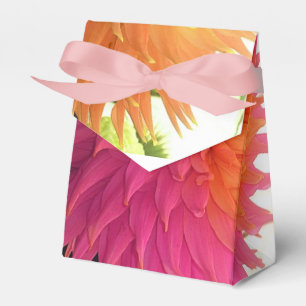Caixinha De Lembrancinhas Flores alaranjadas felizes brilhantes
