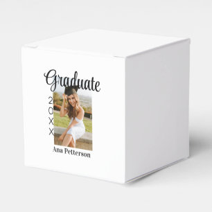 Caixinha De Lembrancinhas foto de graduado clássico moderno adicionar ano no