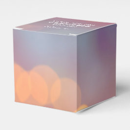 Caixinha De Lembrancinhas Grupo Colorido de 2" x 2"