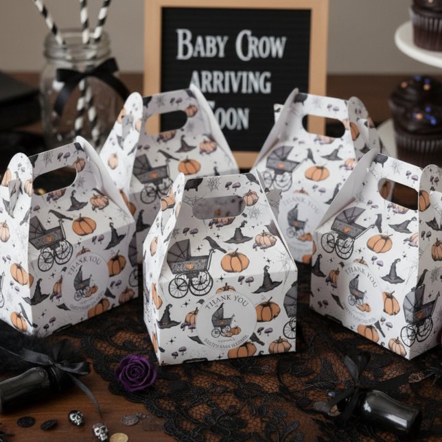 Caixinha De Lembrancinhas Halloween de Carruagem de Bebê Vitoriana do Gótico (Cute Gothic Halloween Baby Shower Favor Boxes in Gray. Spooky Vintage Baby Carriage Pumpkins Bats)