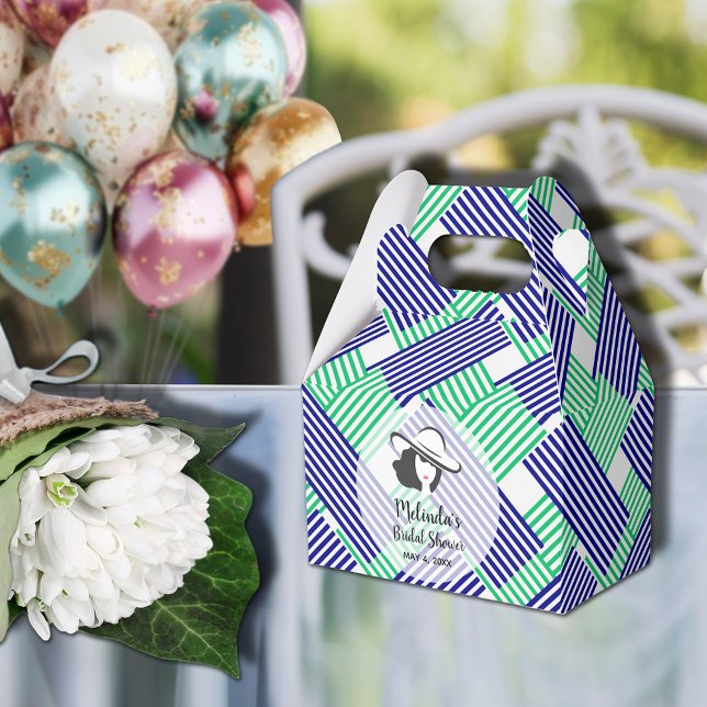 Caixinha De Lembrancinhas Lady Big Hat Derby Chá de panela Gable (Big Derby hat lady on blue and green diagonal stripes gable style bridal shower favor boxes)