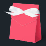 Caixinha De Lembrancinhas Líquido Moderno, Vermelho Simples e Suculento<br><div class="desc">Moderno Solid Red Simple Chic Elegant Boxes Boxes apresenta um moderno vermelho suculento. Perfeito para Dia de os namorados,  Dia da Mulher,  Dia de as mães,  festas de aniversário,  aniversário,  casamentos,  chás de panela,  chás de fraldas e muito mais. Criado pelo Evco Studio www.zazzle.com/store/evcostudio</div>
