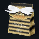 Caixinha De Lembrancinhas Lúpulo Dourado Preto Popular Monograma Monograma<br><div class="desc">Caixa de Favoritos Dourados à Largura Preta Popular Monogramada - (Digite BOKI412 no navegador do site para ver a oferta de todas as minhas criações. Obrigados. ) - Produto personalizado - Veja nossos outros produtos e coleções, escolha um presente para você e seus queridos. Obrigados para comprar na nossa loja....</div>