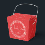 Caixinha De Lembrancinhas Luzes Espelhantes Vermelhas e Brancas Obrigado<br><div class="desc">Uma coroa de luzes espelhantes contra um fundo vermelho. A fonte de letra “Obrigado” é uma imagem - podendo ser redimensionada, rodada e reposicionada. O resto do texto é totalmente editável. A imagem das Luzes Espelhantes também pode ser redimensionada e movida. Outras cores, tamanhos/formas diferentes da caixa de favor e...</div>