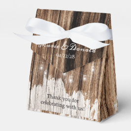 Caixinha De Lembrancinhas Madeira russa e candeeiros