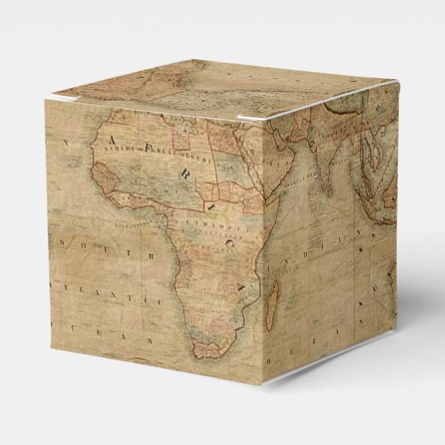 Caixinha De Lembrancinhas Mapa do Velho Mundo Russo Antiquado (Frente)