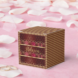 Caixinha De Lembrancinhas Monogram Vintage Burgundy Color Luxury Gold Decor