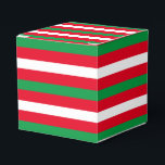 Caixinha De Lembrancinhas Natal Red Green White Stripes feriados<br><div class="desc">Natal Vermelho Verde White Strips Dias Feriados Feriados Dif Favor Box</div>