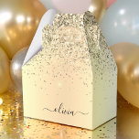 Caixinha De Lembrancinhas Nome do Glam do Monograma Dourado Glitter Metal<br><div class="desc">Caixa De Favor Do Fragmento De Folha Metálica Dourada Com Glitter De Folha Metálico Bruto Com Nome Monograma De Metal. Isto faz o doce e perfeito aniversário de 16 anos, casamento, chá de panela, aniversário, chá de fraldas ou festa de solteira presente para alguém que ama luxo de luxo e...</div>