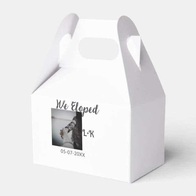Caixinha De Lembrancinhas Nós fugimos recém-casados adicionar foto nome data (Frente)