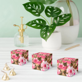 Caixinha De Lembrancinhas Padrão de Flor Pêssego – Design Botânico Suave