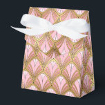 Caixinha De Lembrancinhas Padrão Dourado de arte elegante e rosa de arte<br><div class="desc">Elegante Pinças Douradas Art Deco Vintage Pattern Favor Boxes apresenta um elegante padrão de deco de arte em rosa e ouro. Perfeito para festas,  eventos,  casamentos,  aniversário,  Natal,  Dia de as mães,  Dia de os pais,  feriados e presentes corporativos,  Criado pelo Evco Studio www.zazzle.com/store/evcostudio</div>