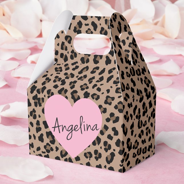Caixinha De Lembrancinhas Partido Leopardo e Rosa (Leopard and Pink Party Favor Boxes. Hand write your guests name in the heart or leave it blank!)