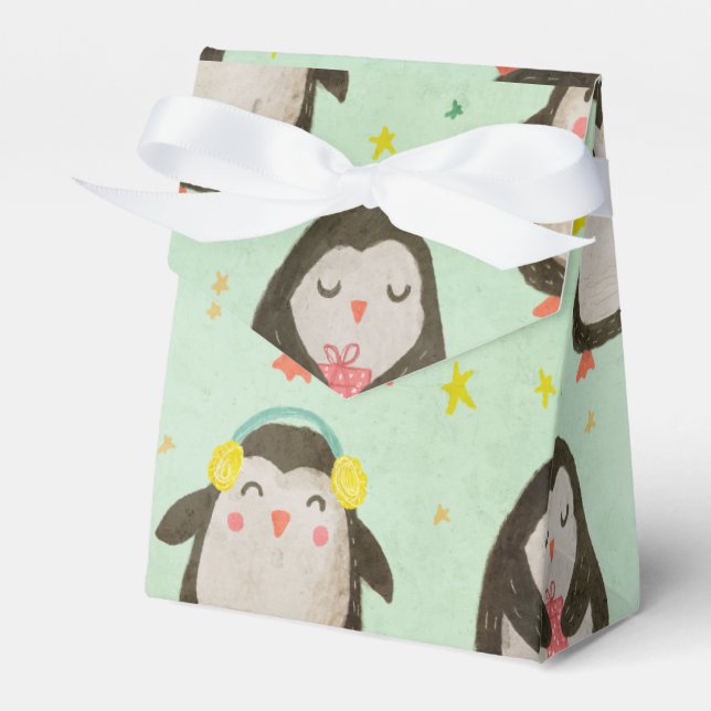 Caixinha De Lembrancinhas Pinguins felizes Vestindo Papai Noel com Muff de O (Frente)