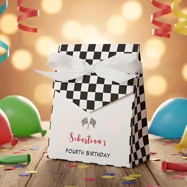 Caixinha De Lembrancinhas Precisa de quatro velocidades de quatro aniversári (Criador carregado)