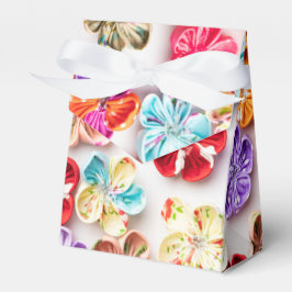 Caixinha De Lembrancinhas Primavera tecido com costura manual Flores multico