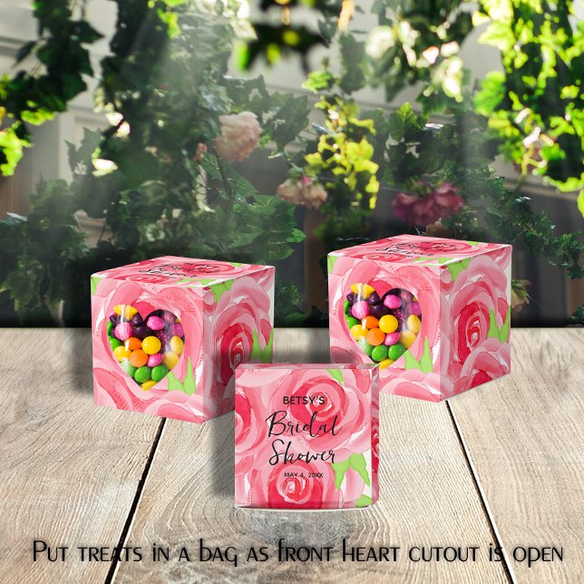 Caixinha De Lembrancinhas Rosas em Aquarela Rosa 2" Festa (2" square favor boxes have a heart cut out in the front. Put treats in a bag as heart is open.)