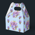 Caixinha De Lembrancinhas Shabby Blue Pansy Floral Weding Cake Favor Box<br><div class="desc">Chique Blue Pansy Dot Pansy Floral Tea Party Cake Favor Boxes. Projetado a partir de uma das minhas pinturas aquáticas.</div>