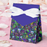 Caixinha De Lembrancinhas Tenda especial de presentes [roxo]<br><div class="desc">Uma exibição exclusiva de pansias. Perfeito para presentes de casamento ou aniversário. Verifique as outras opções de cor. Pânico é um favorito! Etiquetas de presentes e placas também disponíveis.</div>