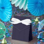 Caixinha De Lembrancinhas Tente atraente simples azul de Marinho personalizá<br><div class="desc">Adicione um toque charmoso ao seu evento com estas caixas de favoritos de tenda azul-marinho personalizáveis. Com um design simples e atraente,  eles são perfeitos para casamentos,  festas e celebrações. Personalize com nomes,  mensagens ou datas para torná-los verdadeiramente seus. Ideal para pequenas guloseimas,  presentes,  ou obrigado de surpresas.</div>