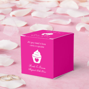 Caixinha De Lembrancinhas Tudo que você precisa é amor e um casamento rosa c