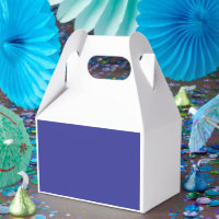 uma parede azul com um relógio