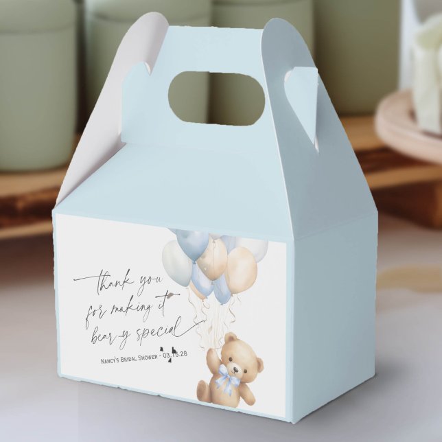 Caixinha De Lembrancinhas Urso de Teddy Bonito de Espera e Balões Azuis (We Can Bearly Wait, Blue Baby Boy Shower Favor Box.)