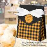 Caixinha De Lembrancinhas Verificação de Buffalo - Preto e Laranja - 3x1.5x3<br><div class="desc">Caixa de favorecimento da tenda de verificação do búfalo preto e laranja. O texto é personalizável. Se você usar o botão/ferramenta 'editar design', também poderá adicionar suas próprias imagens/fotos. Outras formas, formas e tamanho de caixa disponíveis. Consulte Coleção de todos os tamanhos de caixas e cores de verificação de búfalos...</div>