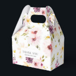 Caixinha De Lembrancinhas Vintage Floral Obrigado<br><div class="desc">Traga o charme do eterno para o seu evento com estas caixas de favor florais vintage. Apresentando um padrão lindamente desenhado de flores pintadas à mão em rosa suave, branco e amarelo, elas são perfeitas para adicionar um toque elegante e aconchegante a casamentos, festas ou celebrações especiais. Um na moda...</div>