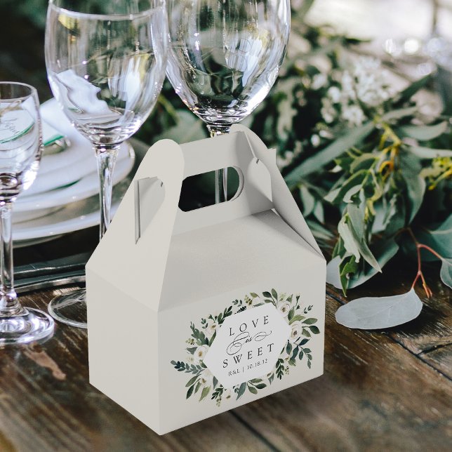 Caixinha De Lembrancinhas White Peony | Quadro Floral Casamento "Love is Swe (Criador carregado)