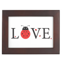 Design do amor dos joaninhas" com insetos internos