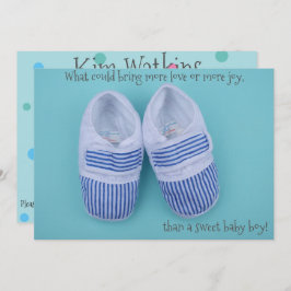 Calçado pastel bonito convite para chá bebê