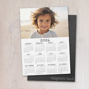 Calendário 2024 com Cinza Básica de Imagem Branca
